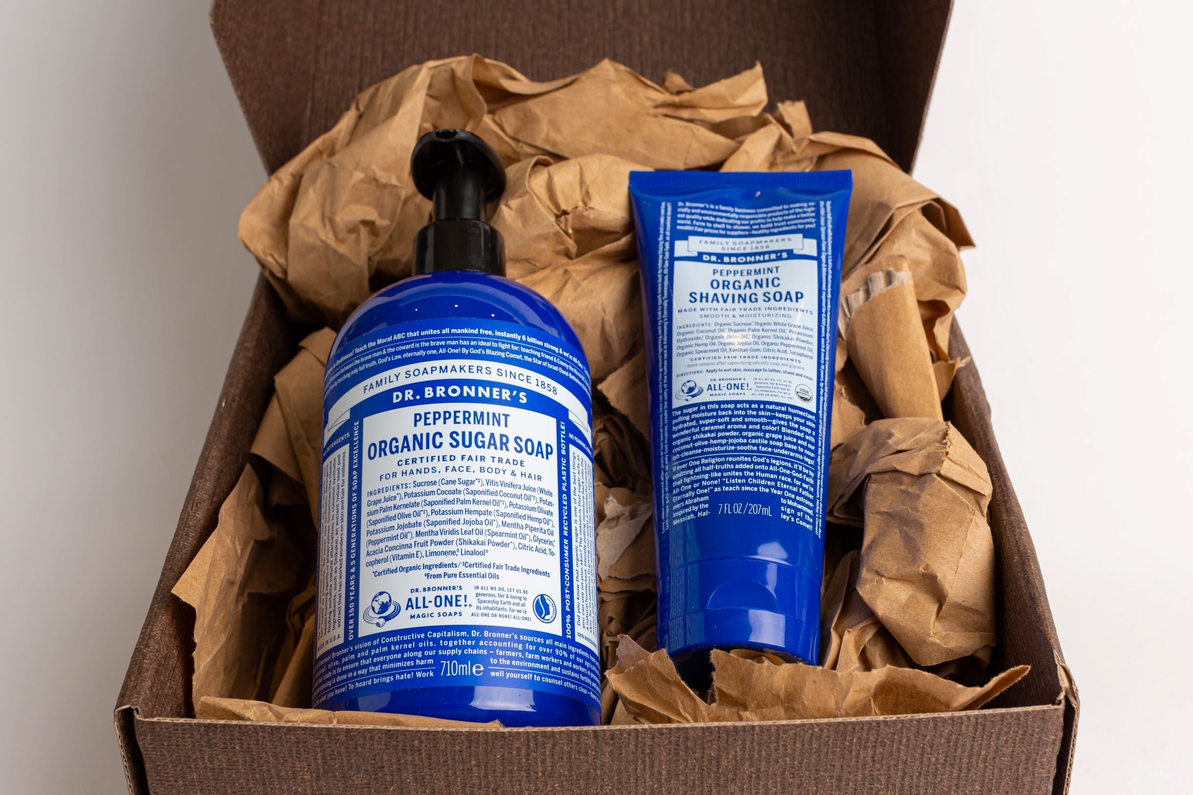 Dr. Bronner's Organic Shaving Soap & Organic Sugar Soap Peppermint Gift Set (207ml & 710ml)